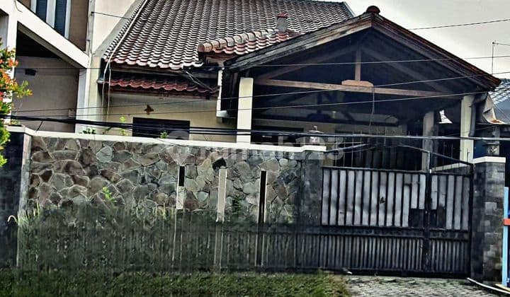 Dijual Rumah 192m2 Di Taman Surya Hrg Nego Lokasi Ok Bebas Banjir
