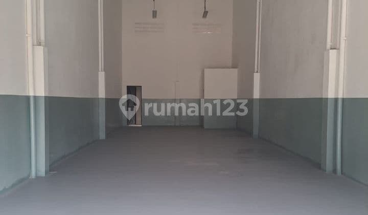 Disewakan Gudang Hook 216m2 Di Sedayu Bizzpark Lokasi Bagus Nego