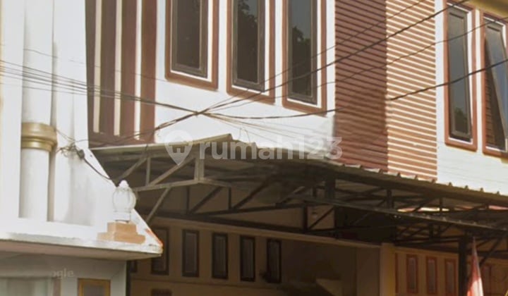 Disewakan Murah Ruko Bagus 2,5 Lantai di Menceng Lokasi Ok Nego