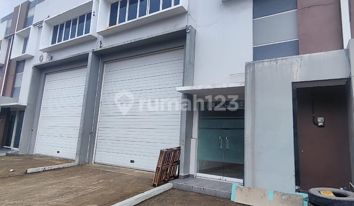Warehouse for Rent 540M2 in Tanah Tinggi Tangerang Good Location Negotiable