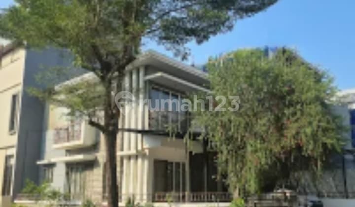 Disewakan Rumah Hook 150M2 di Green Mansion Lokasi Strategis