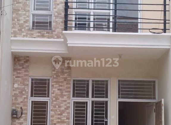 Dijual Murah Rumah Baru 2 Lantai Di Taman Surya Lokasi Strategis