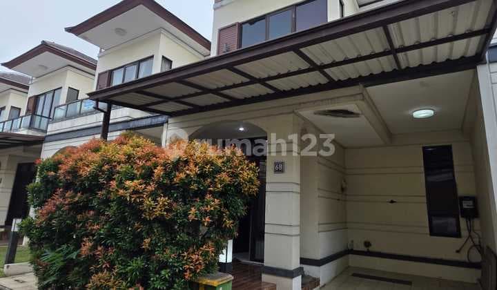 Dijual Rumah Furnish di Lavon Swan City Harga Nego Lokasi Bagus