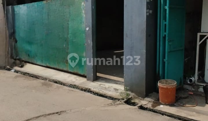 Cheap Warehouse for Sale 274m2 in Kalideres, Good Location, Negotiable Price