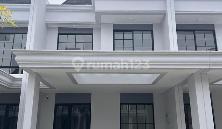 Disewakan Rumah Pik 2 Villa Pasir Putih Lokasi Bagus Harga Nego