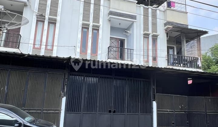 Dijual Ruko Bagus 3 Lantai di Jelambar Lokasi Bagus Harga Nego