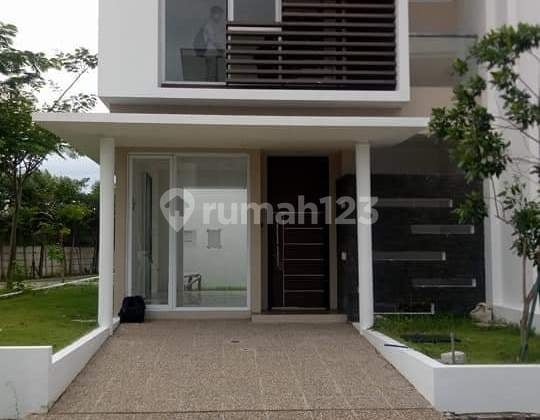 For Rent 120M2 Hook House in Citra Garden 8 Great Location Negotiable