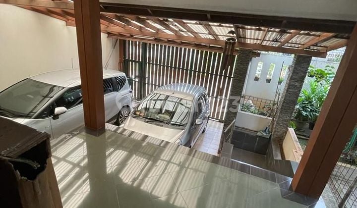 Luxury House Facing Park, Move-in Ready @ DKI Meruya Plot