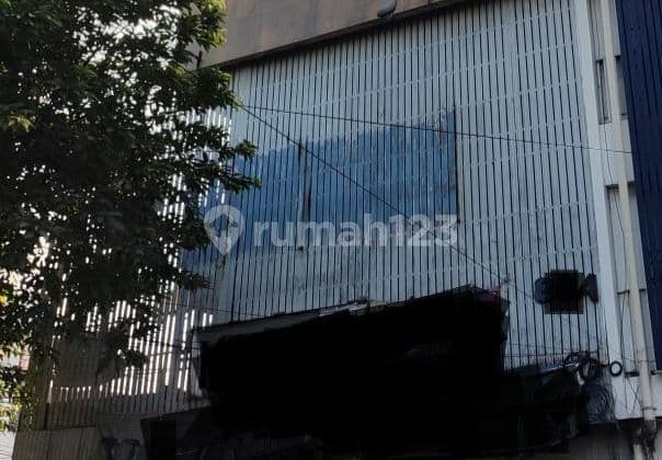 For Sale 3-Storey Shop House in Gunung Sahari, Great for Offices and Business