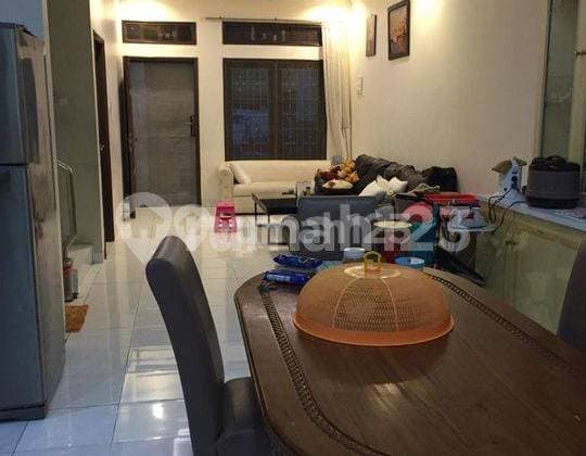 For Sale: West Jakarta House in Duri Kepa, Freehold Title, East-Facing