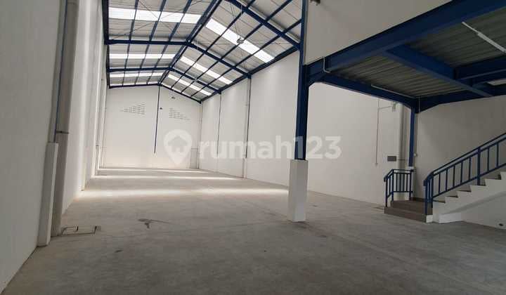 For Rent, Attached Warehouse in Kapuk Berlian, West Jakarta