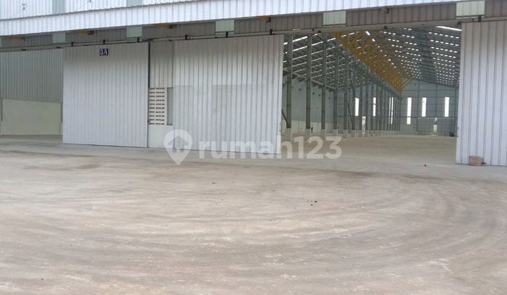 Warehouse with Industrial Permit for Rent in Kotabumi, Tangerang
