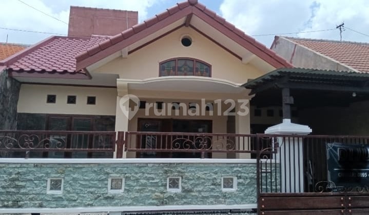 Dijual Rumah Bagus Siap Huni 2 Lantai di Buduran Sidoarjo Kota