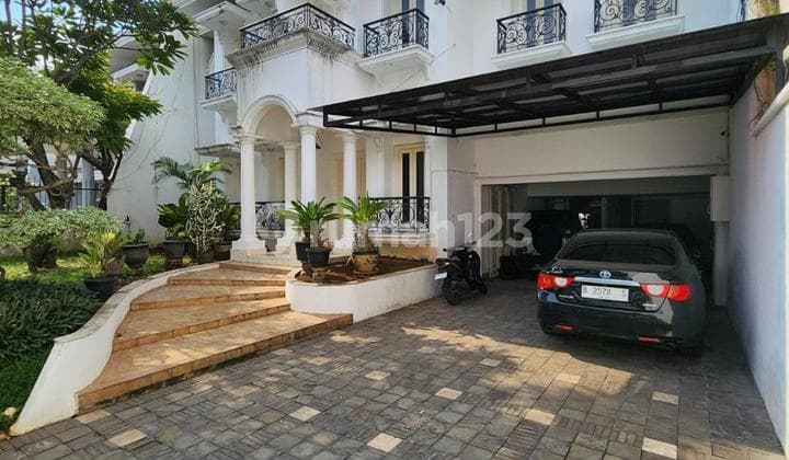 Rumah Mewah di Lebak Bulus, Dekat Dengan Mrt Fatmawati