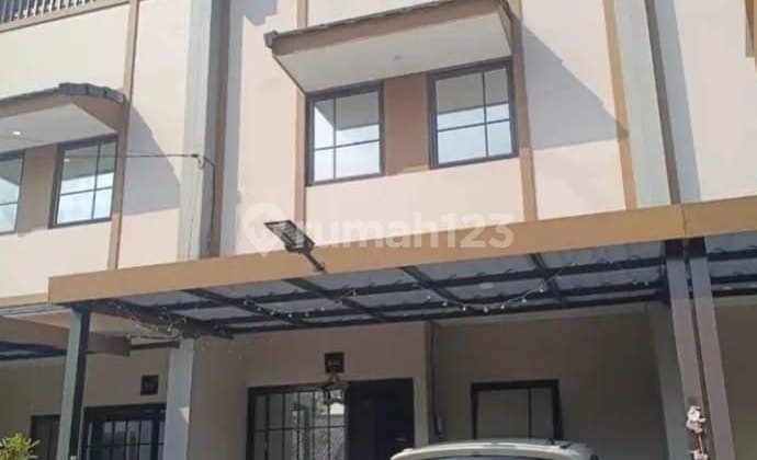 Over Kredit Rumah 2Lantai Cantik Bagus Siap Huni Pamulang