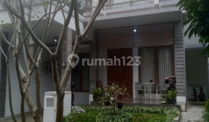 Rumah 2 Lantai Asri Siap Huni di Cluster Emerald Bintaro Jaya Tk-16550