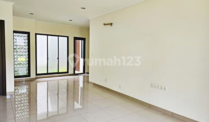 Summarecon Bandung Cluster Cynthia Mainroad - Bangunan Baru Siap Huni ( Harga Nego )