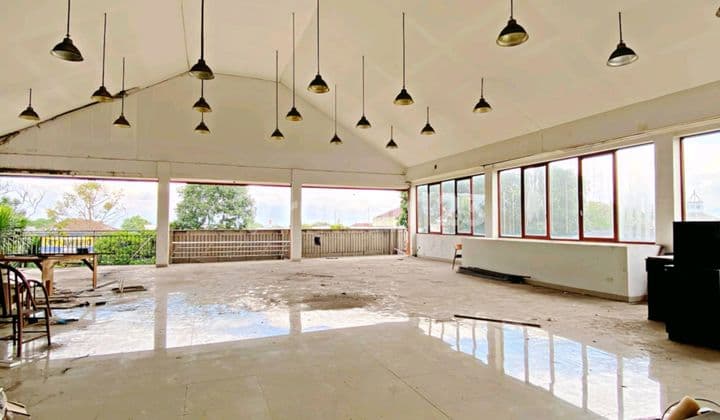 Ruang Usaha Ex Cafe Di Mainroad Sutami - Strategis Cocok Untuk Usaha ( Harga Nego )