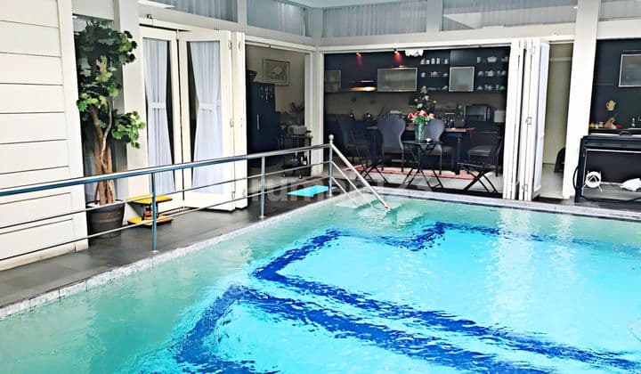 Perumahan Sayap Cipaganti - Furnished Modern Dengan Swimpool Siap Huni - Turun Harga Jual Cepat ( Harga Nego )