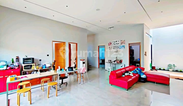 Taman Holis Indah - Bangunan Minimalis Modern Siap Huni - Turun Harga Jual Cepat ( Harga Nego )