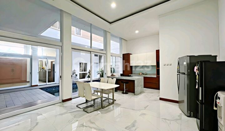Perumahan Setraduta Residence - Minimalis Modern 2 Lantai Dengan Swimpool Siap Huni ( Harga Nego )