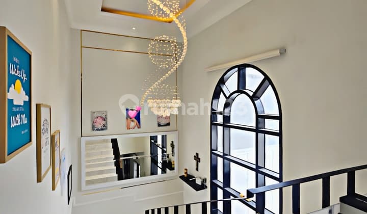 Hunian Minimalis Modern Bergaya American di Perumahan Gegerkalong Bandung - Turun Harga Jual Cepat ( Best Invest )