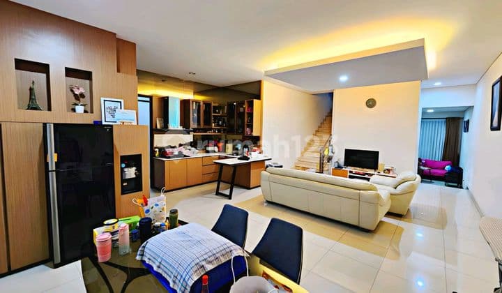 Singgasana Pradana - Minimalist Homely 2 Floors Ready to Occupy (Negotiable Price)