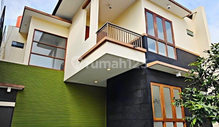 Hunian Minimalis Modern 2 Lantai Siap Huni di Perumahan Sayap Pasteur Cicendo Kota Bandung