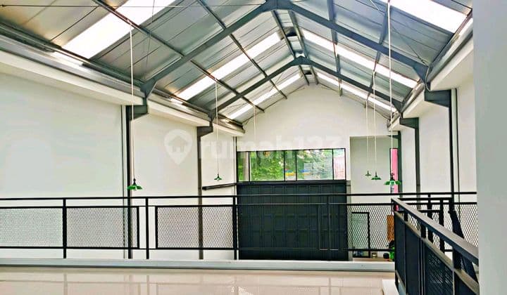 Gudang Ruang Usaha Mainroad Ciateul Regol Bandung - Bangunan Baru Strategis Siap Pakai