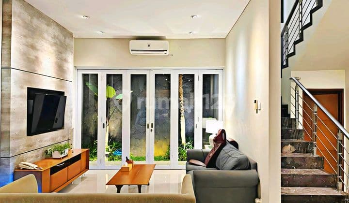 Hunian Minimalis Modern Furnished di Setra Glory Sayap Setramurni Setrasari Bandung - Turun Harga Jual Cepat ( Harga Nego )
