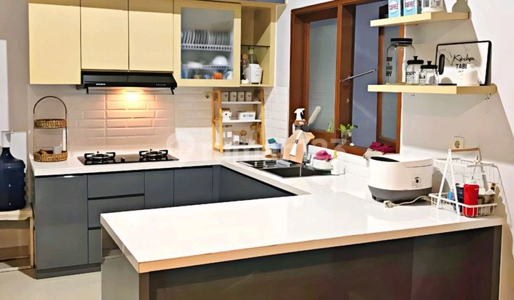 Rumah Minimalis Homy Modern di Komplek Mutiara Indah Cibabat Cimahi Utara