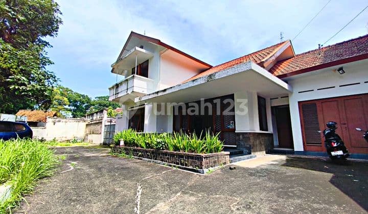 Mainroad Cipaganti Cihampelas - Strategis Lalu Lintas 2 Arah - Cocok Untuk Usaha / Kantor