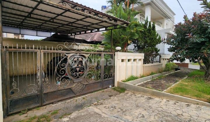 Dijual Rumah Bagus di Jalan Puri Anjasmoro Blok M