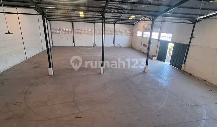 Mungpung Masih Ada Gudang Bagus Cocok Untuk Penyipanan Dan Produksi