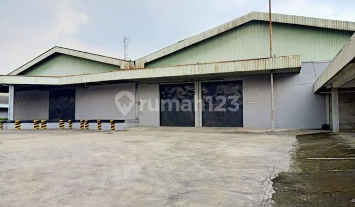 Dijual Gudang Siap Pakai di Inspeksi Kalimalang