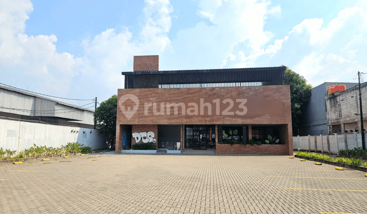 Ruang Usaha Siap Pakai Cocok Untuk Segala Jenis Usaha Di Tambun