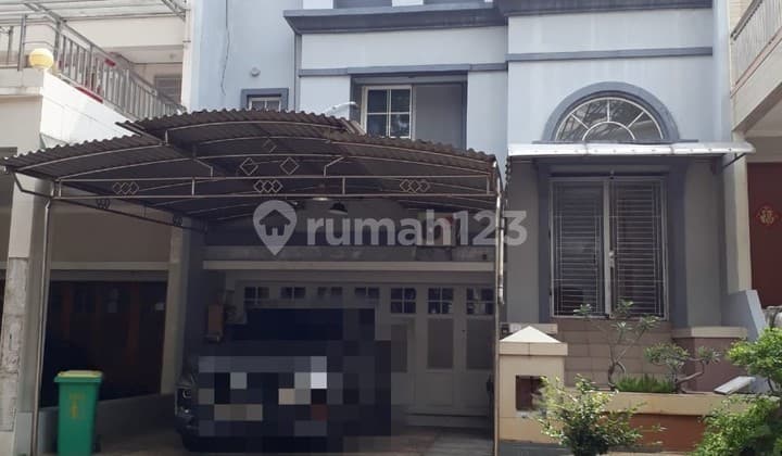 Rumah Semi Furnished di Akasia Bgm Dekat Mall Pik Avenue