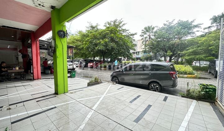 Shop House in the Most Crowded Area of Citra Garden