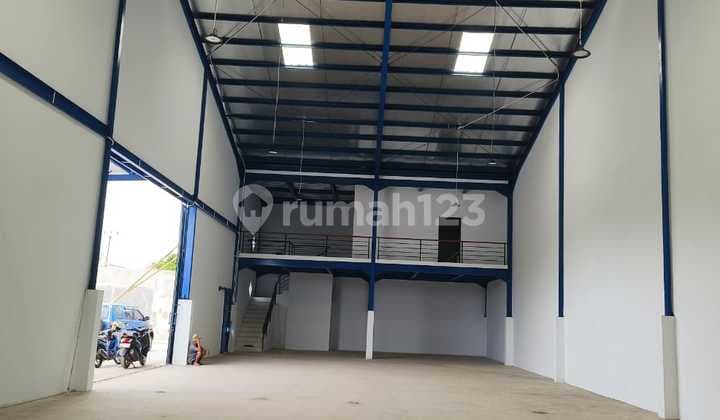 Dijual Cepat Gudang Kamal Siap Pakai