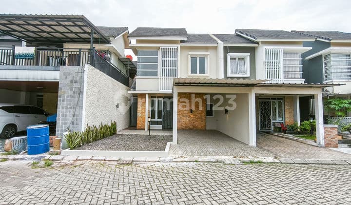 Rumah Strategis 5 Menit ke Metropolitan Mall Cibubur Dibantu KPR J-36961