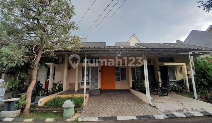 Rumah Hadap Utara 8 Menit ke Gerbang Tol Sawangan 4 Siap KPR J-39386