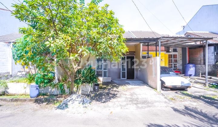 Rumah Siap Huni 15 Mnt ke Pintu Tol Cimanggis Hadap Selatan J34466