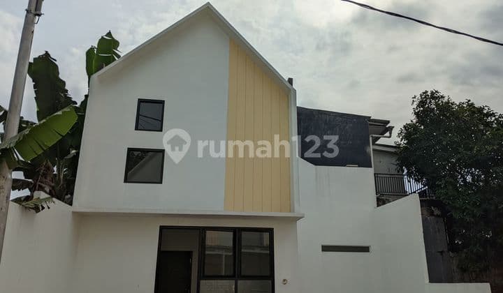 Rumah 2 Lt SHM dekat Plasa Cibubur Dibantu KPR J-35697