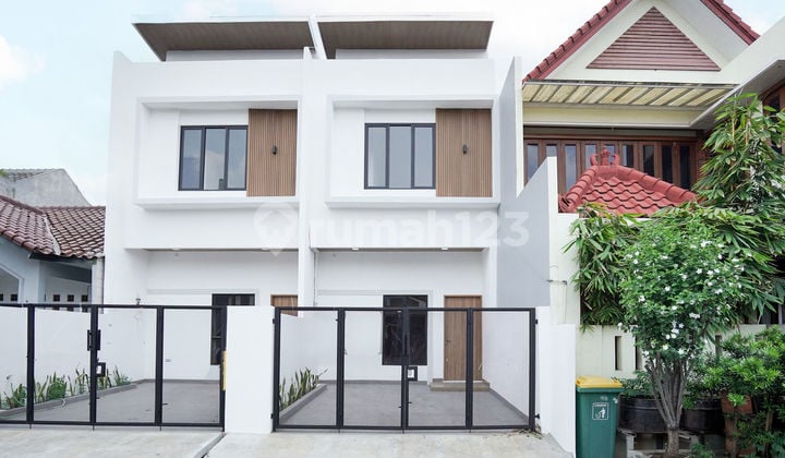 2-Story House with SHM 2 Minutes to Citra Harapan Hospital Ready to Occupy J-37440