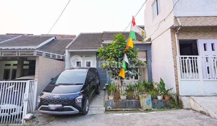 Rumah Strategis LT 82 Dekat Gerbang Tol BSD Barat 1 Hadap Timur J16697