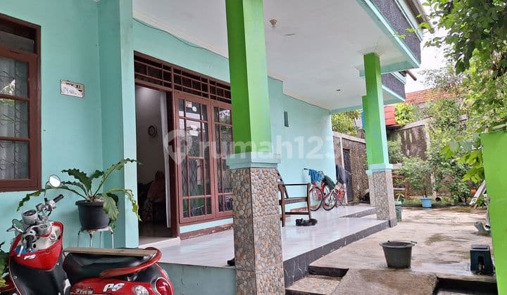 RUMAH BONUS GAZEBO, HALAMAN BELAKANG LUAS DI TAMAN YASMIN