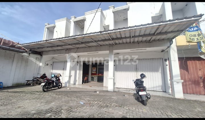 Ruko Gandeng 2 Lantai Dekat Transmart Yasmin