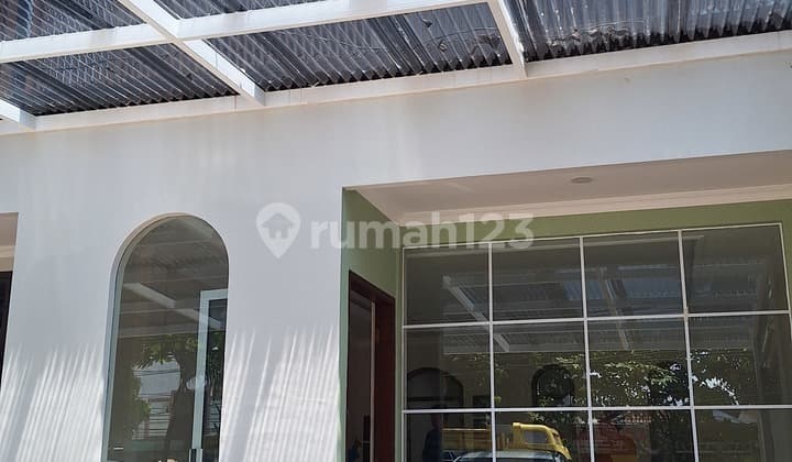 Ruko Baru 2 Lantai Siap Huni Bersih dan Rapi Dekat Dukcapil dan Taman Corat Coret