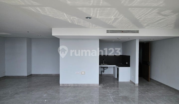 Disewakan Ruang Usaha, Soho Lantai 17 Di The Smith, Alam Sutera