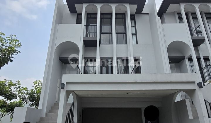 Dijual Aether Greenwich BSD Samping Sport Club Hoek